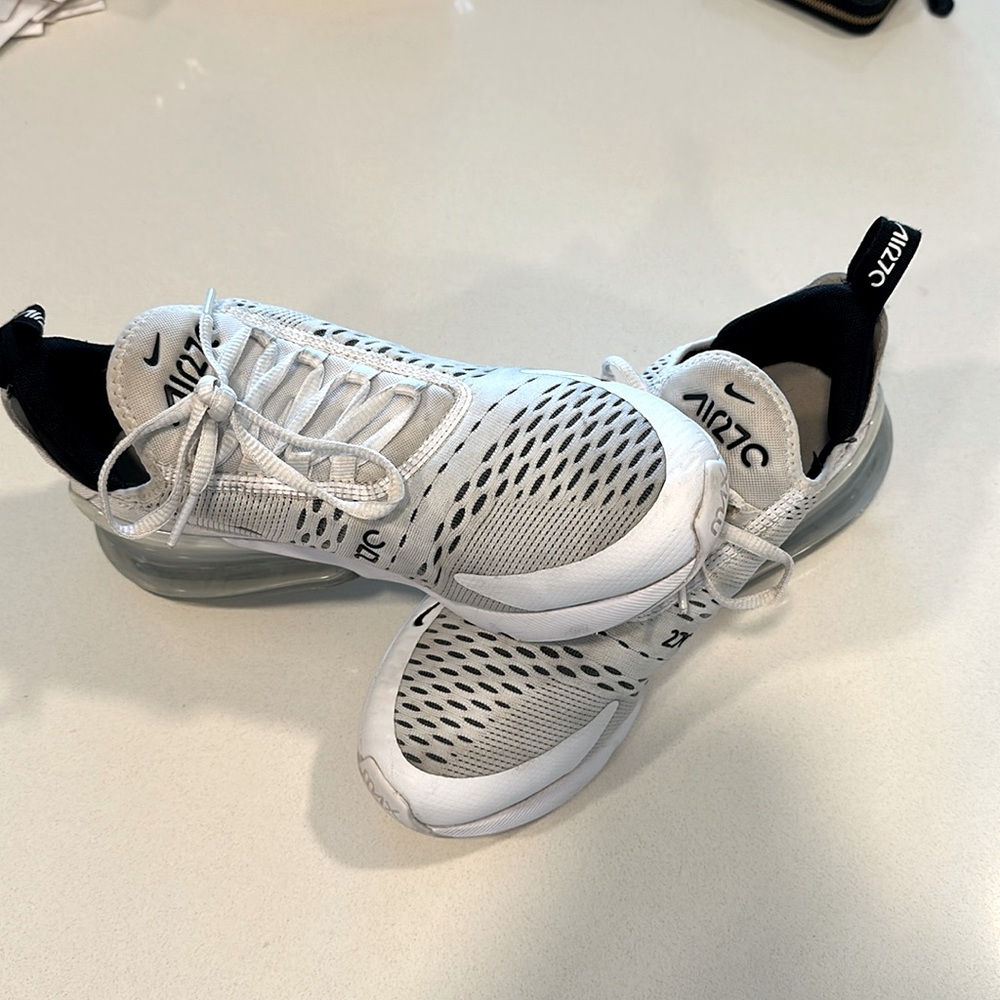 Women’s Nike Air Max 270s. Size US 8.5.